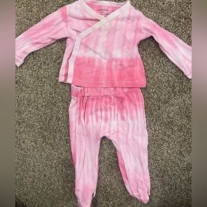 Baby Noomie pink tie dye set